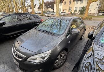 Opel Astra 178.000 km 3.490 &euro; Bottrop 46240