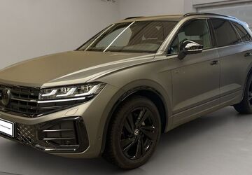 VW Touareg 17.428 km 68.987 &euro; Krefeld 47805