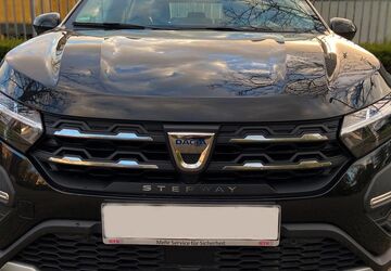 Dacia Sandero 59.000 km 10.900 &euro; Düsseldorf 40235