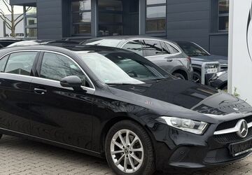 Mercedes-Benz A 250 221.829 km 14.950 &euro; Krefeld 47805