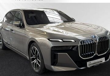 BMW 740 24.900 km 93.874 &euro; Moers 47441