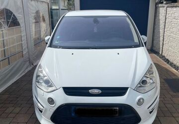 Ford S-Max 159.000 km 8.100 &euro; Duisburg 47199