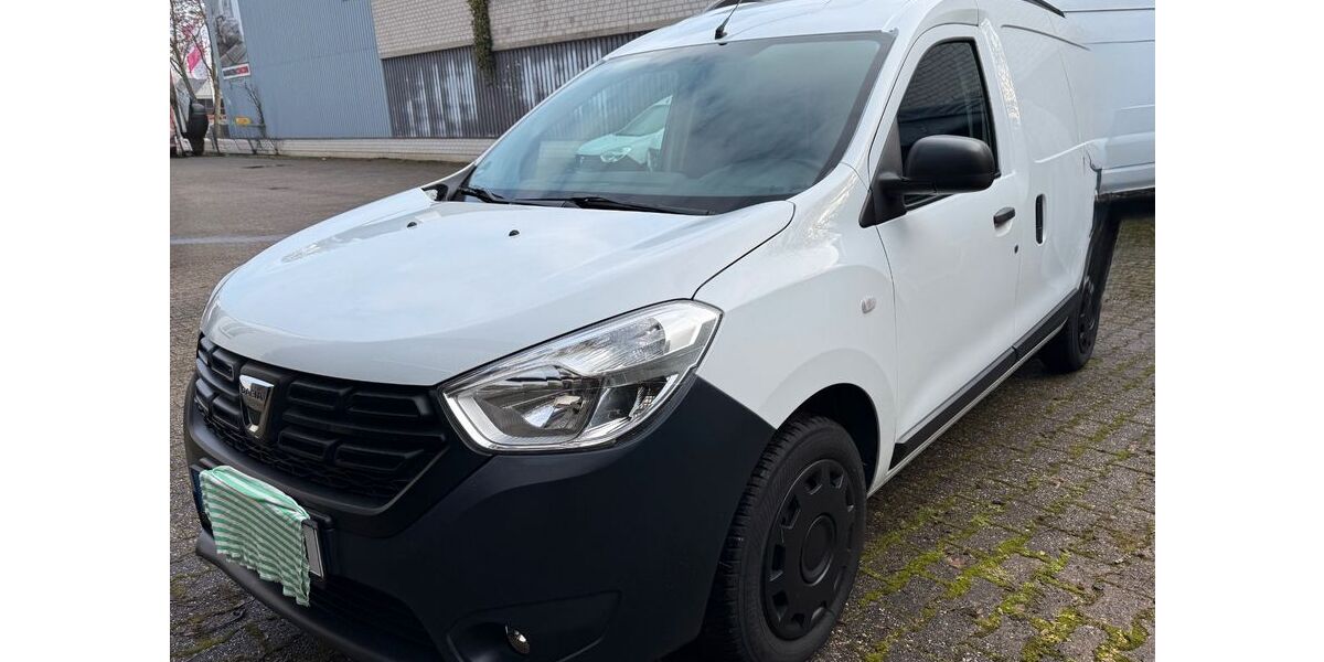 Dacia Dokker 64.000 km 8.925 &euro; Krefeld 47803