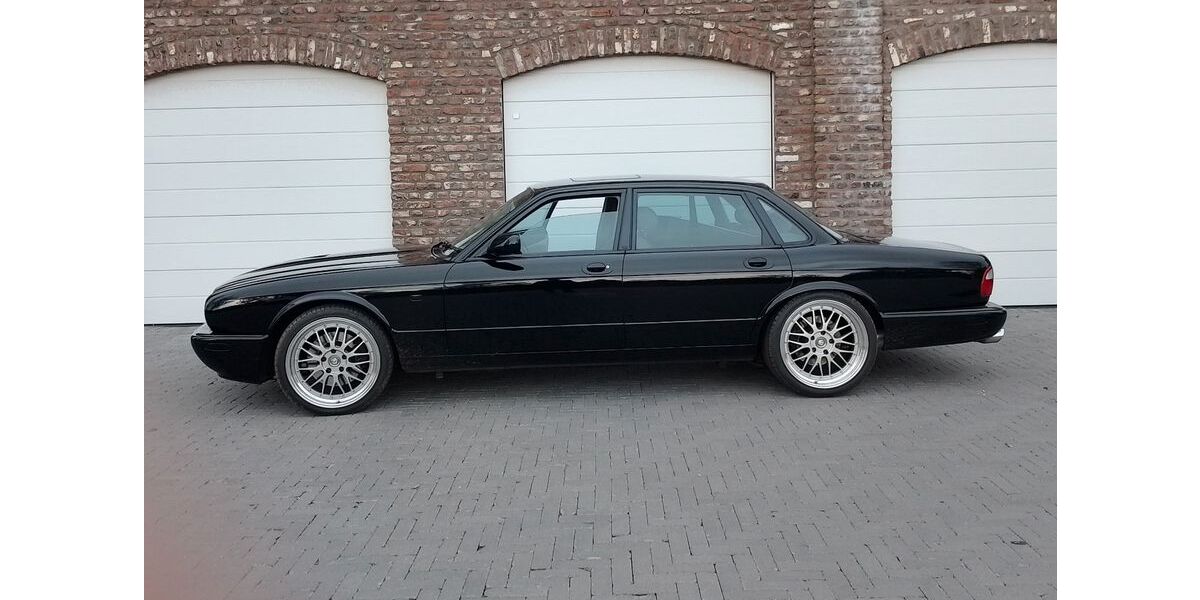 Jaguar XJR 104.000 km 27.600 &euro; Kevelaer 47626