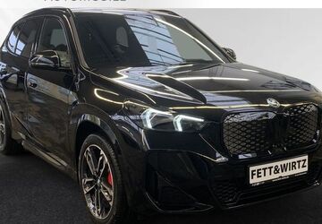 BMW iX1 4.000 km 51.890 &euro; Moers 47441