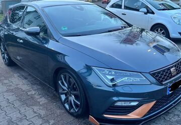 Seat Leon 66.000 km 22.400 &euro; Düsseldorf 40625