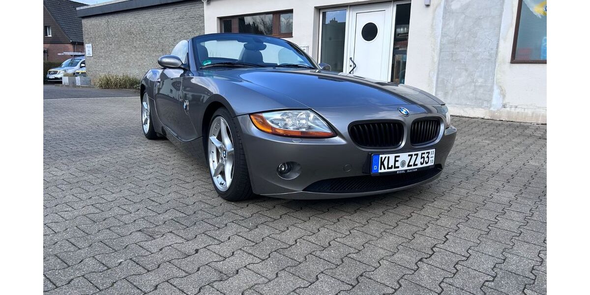 BMW Z4 87.000 km 16.500 &euro; Kevelaer 47623