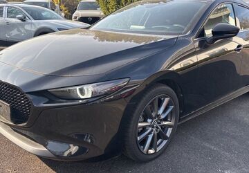 Mazda 3 49.139 km 19.820 &euro; Neuss 41464