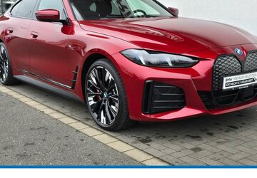 BMW i4 20.699 km 52.890 &euro; Dinslaken 46535