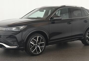 VW Tiguan 20.300 km 44.984 &euro; Düsseldorf 40233