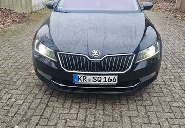 Skoda Superb 202.000 km 13.700 &euro; Krefeld 47805