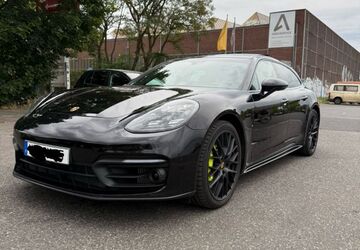 Porsche Panamera 88.700 km 62.900 &euro; Düsseldorf 40476