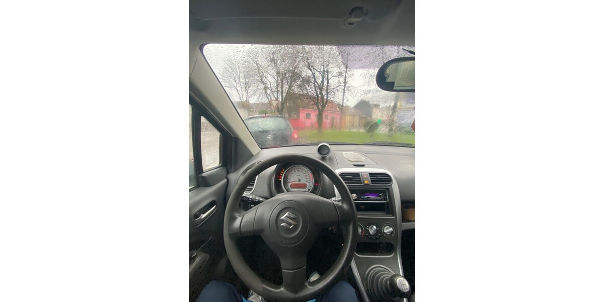 Suzuki Splash 113.345 km 2.600 &euro; Duisburg 47051