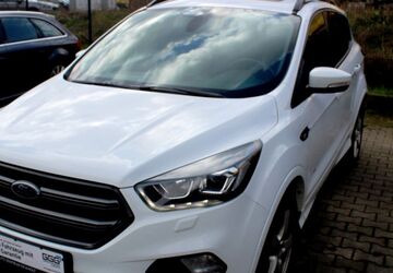Ford Kuga 118.100 km 15.950 &euro; Mülheim a.d.Ruhr 45472