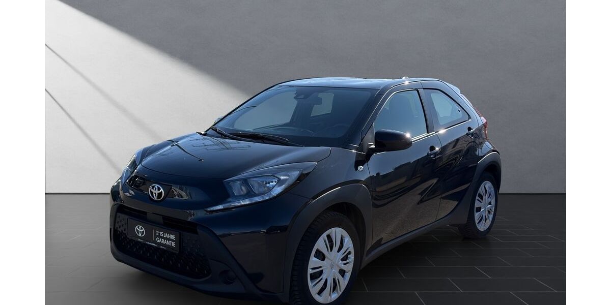 Toyota Aygo (X) 12.299 km 13.450 &euro; Wesel 46485