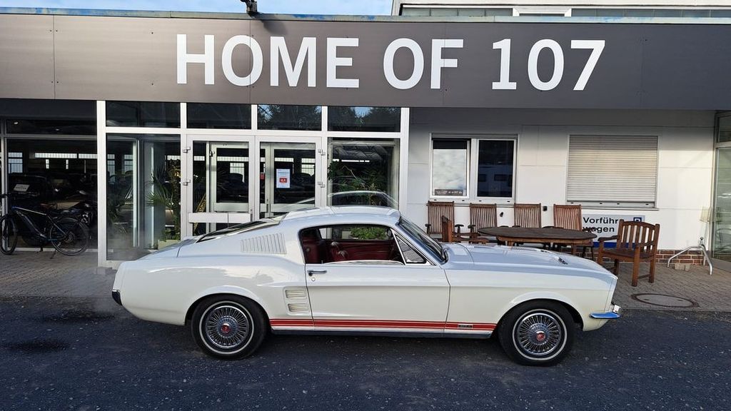 Ford Mustang 1.931 km 79.950 &euro; Nettetal 41334