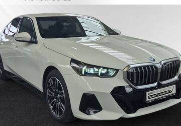 BMW 550 23.650 km 65.789 &euro; Moers 47441