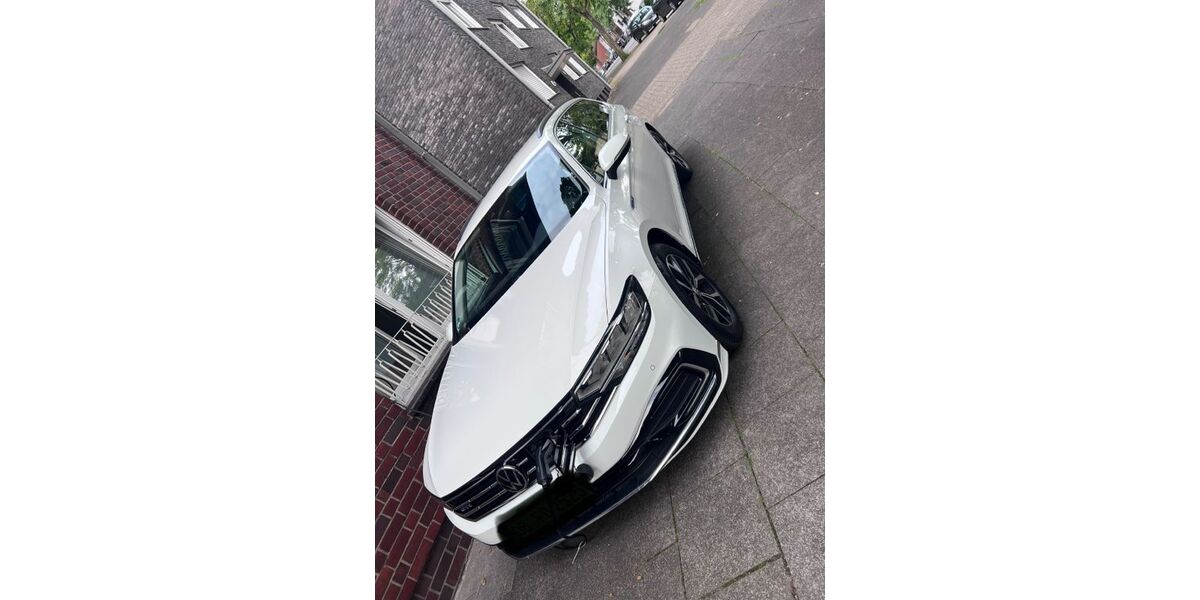 VW Passat Variant 50.000 km 21.000 &euro; Oberhausen 46145