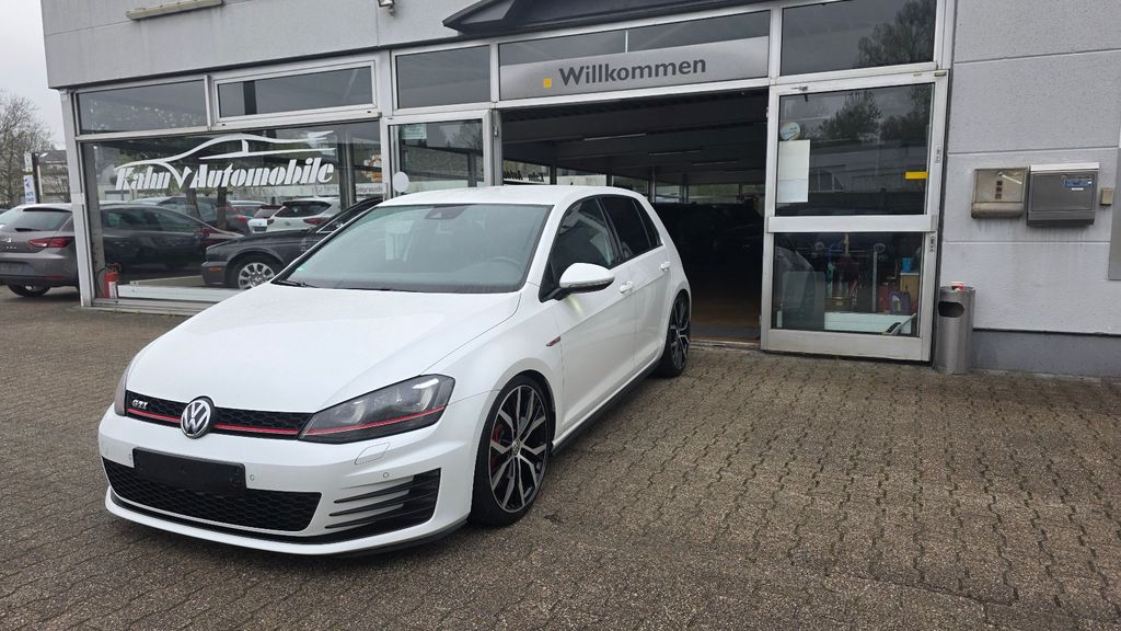 VW Golf 124.000 km 15.990 &euro; Gladbeck 45966