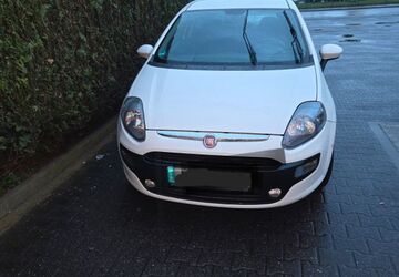 Fiat Grande Punto 144.000 km 3.400 &euro; Moers 47443
