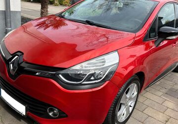 Renault Clio 113.000 km 5.800 &euro; Viersen 41749