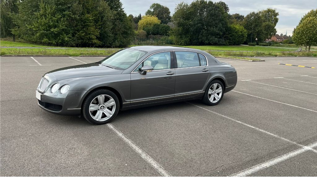 Bentley Continental Flying Spur 83.000 km 22.990 &euro; Dusseldorf 40210