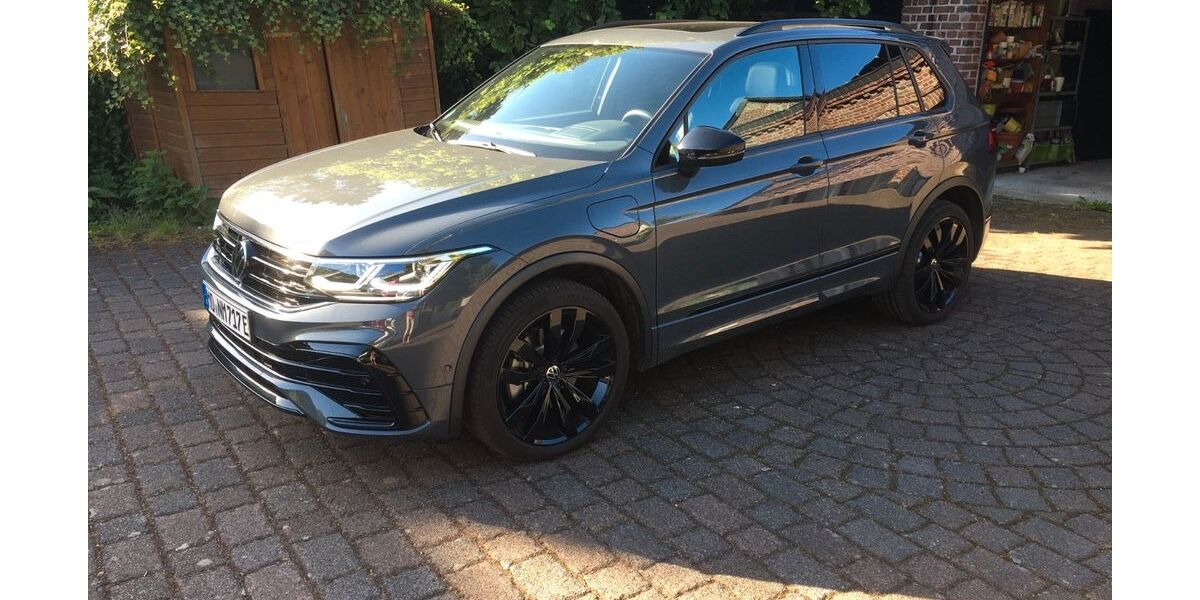 VW Tiguan 15.490 km 37.900 &euro; Neukirchen-Vluyn Ortsteil Niep 47506