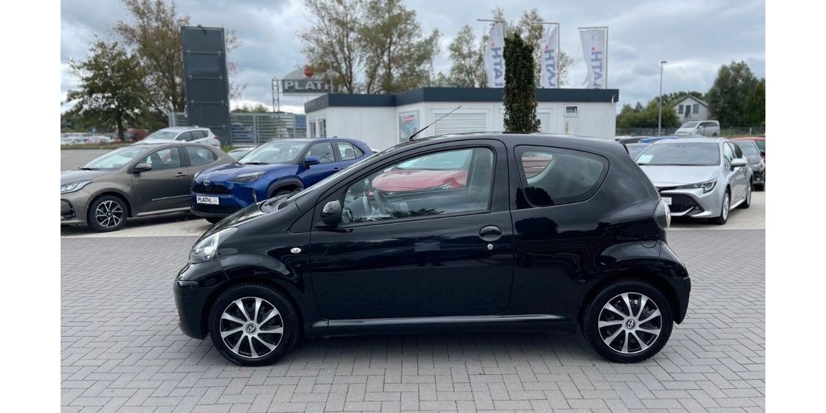 Toyota Aygo (X) 34.000 km 3.800 &euro; Düsseldorf 40211
