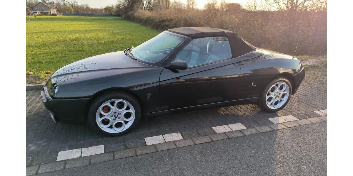 Alfa Romeo Spider 86.000 km 10.000 &euro; Duisburg 47053