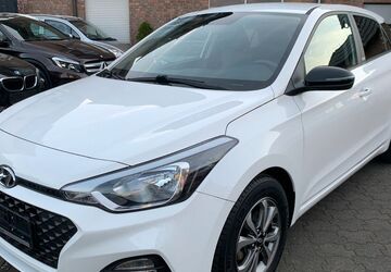 Hyundai i20 13.000 km 14.690 &euro; Moers 47443