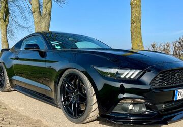Ford Mustang 84.000 km 27.700 &euro; Nettetal 41334