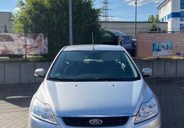 Ford Focus 112.000 km 3.500 &euro; Düsseldorf 40472