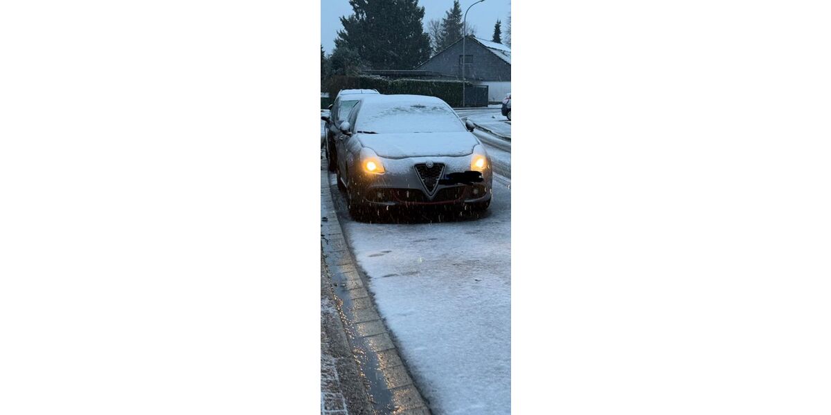 Alfa Romeo Giulietta 216.000 km 7.499 &euro; Duisburg 47198