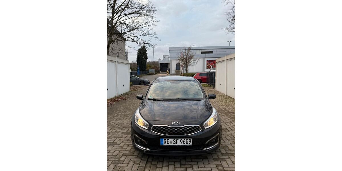Kia ceed / Ceed 91.000 km 10.000 &euro; Gladbeck 45968