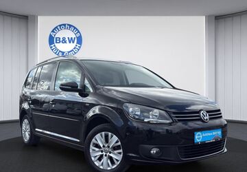 VW Touran 157.231 km 8.499 &euro; Krefeld 47805