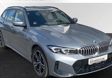BMW 330 7.320 km 38.389 &euro; Moers 47441