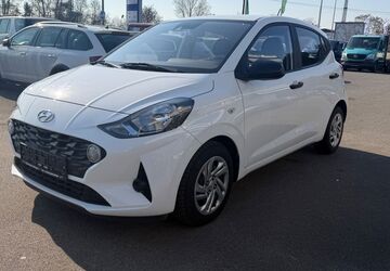 Hyundai i10 78.738 km 7.616 &euro; neuss 41469