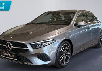 Mercedes-Benz A 180 10.940 km 28.690 &euro; Neuss 41464
