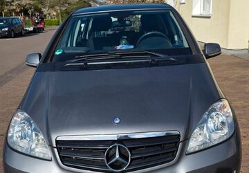 Mercedes-Benz A 160 60.000 km 7.000 &euro; Oberhausen 46147