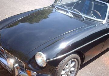 MG B 72.000 km 22.900 &euro; Düsseldorf 40489