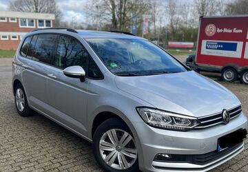 VW Touran 149.000 km 18.900 &euro; Essen 45128