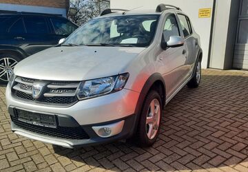 Dacia Sandero 95.000 km 8.590 &euro; Geldern 47608