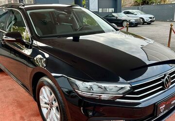 VW Passat Variant 87.660 km 23.990 &euro; Düsseldorf 40589