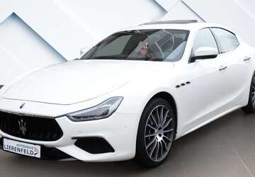 Maserati Ghibli 25.492 km 36.990 &euro; Düsseldorf 40231
