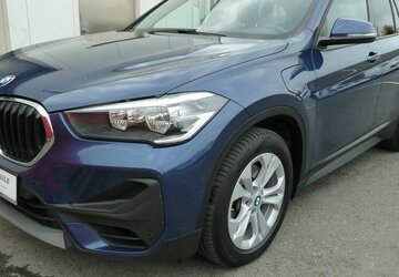 BMW X1 25e X drive Steptronic Navi Head up E-Sitze 154.000 km 16.900 &euro; Ratingen 40885
