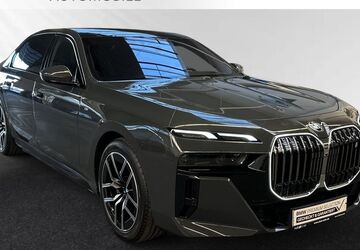 BMW i7 4.920 km 103.000 &euro; Moers 47441