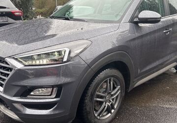 Hyundai TUCSON 48.700 km 20.990 &euro; Neuss 41464