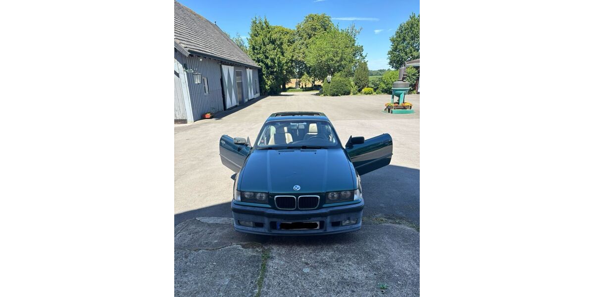 BMW 328 296.000 km 11.500 &euro; Essen 45138