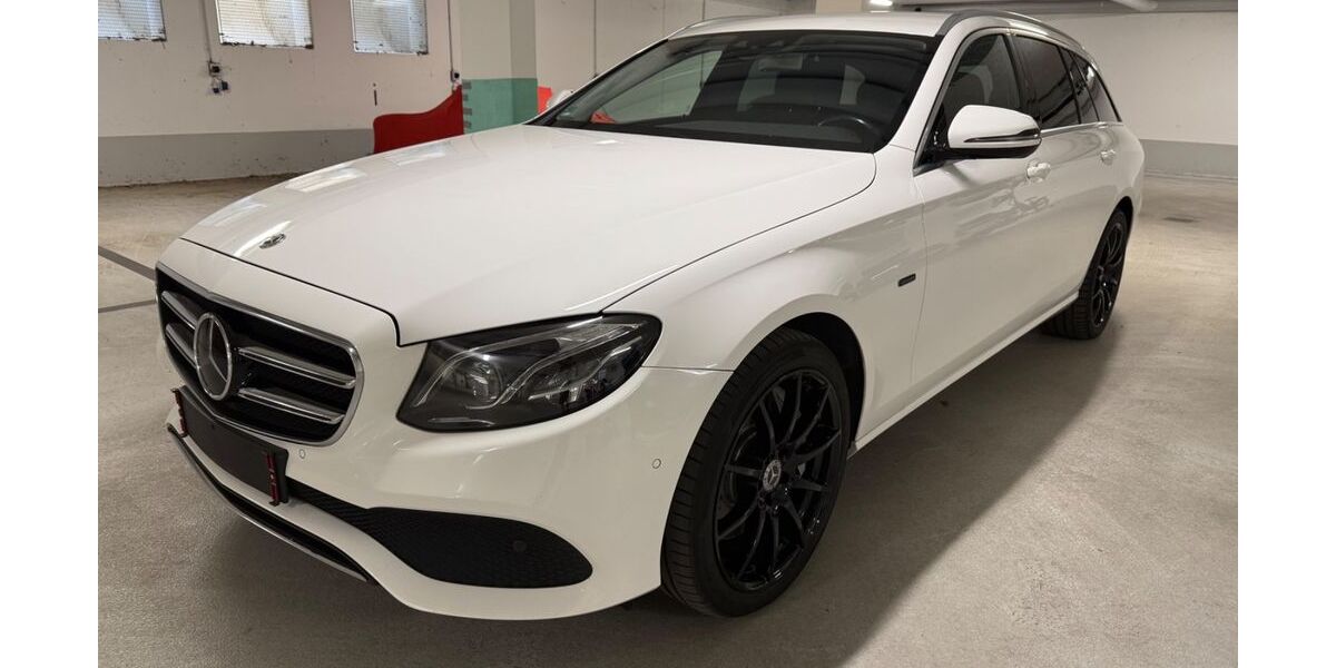 Mercedes-Benz E 300 186.568 km 23.500 &euro; Wesel 46485