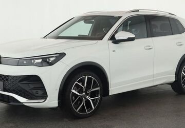 VW Tiguan 18.200 km 40.384 &euro; Düsseldorf 40233